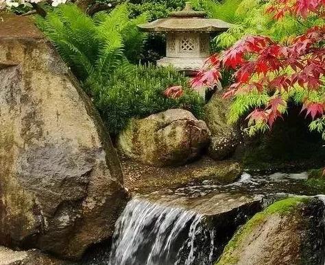 别墅庭院设计常用的五大水景类型，心旷神怡，拥抱自然